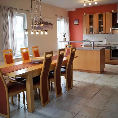 Feriehus Luxus-fewo Mit 2 Slz, 2 Baedern Und Meerblick